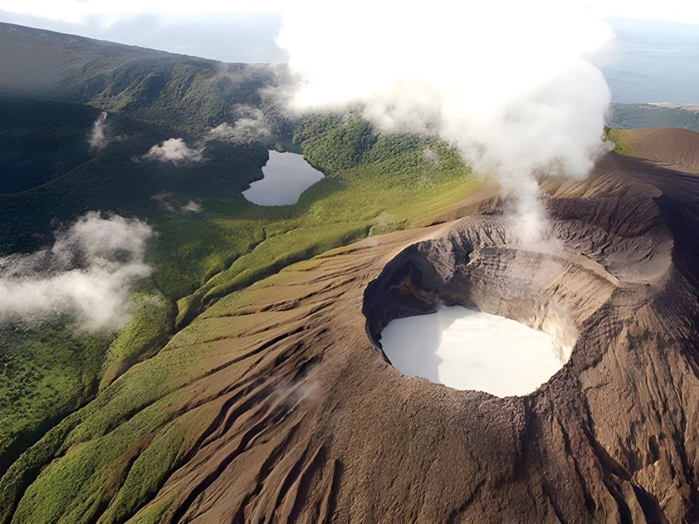 Rincon de la Vieja National Park Guide Volcano
