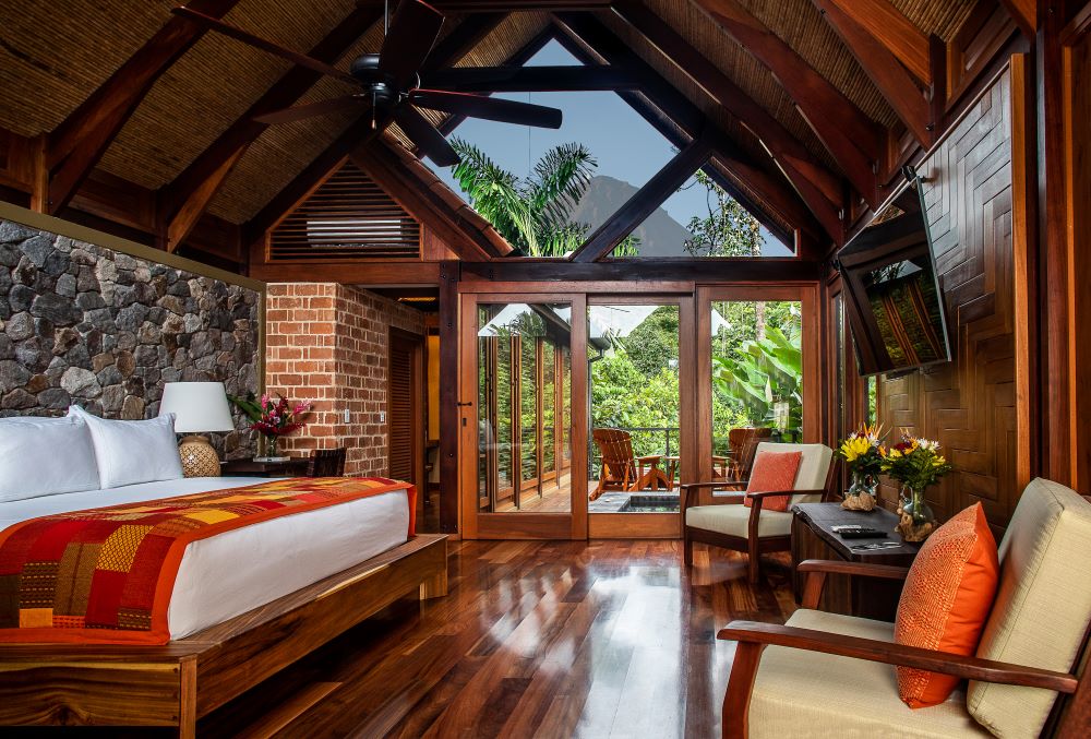 11 Best Costa Rica Honeymoon Resorts & Hotels Amor Arenal