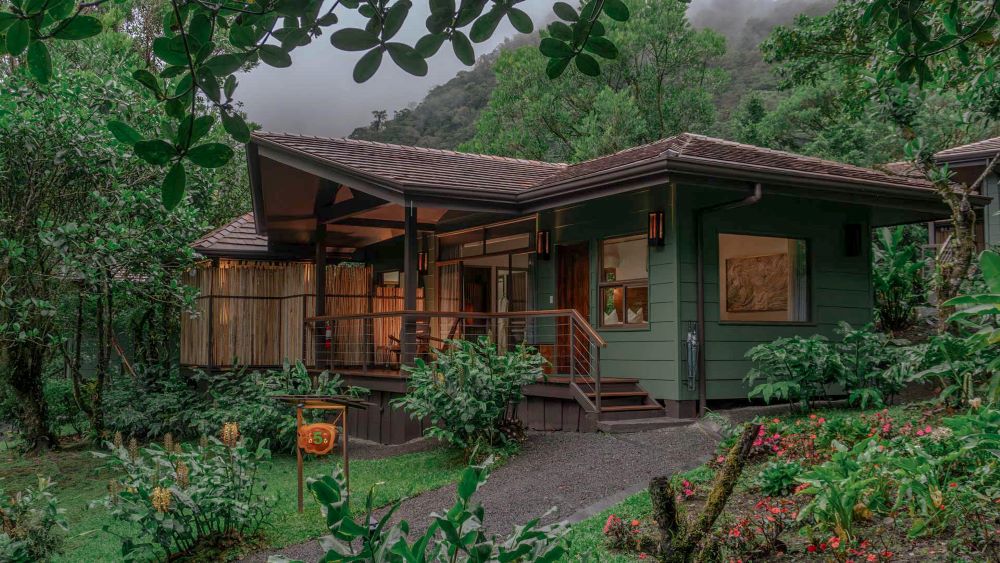 11 Best Costa Rica Honeymoon Resorts & Hotels El Silencio