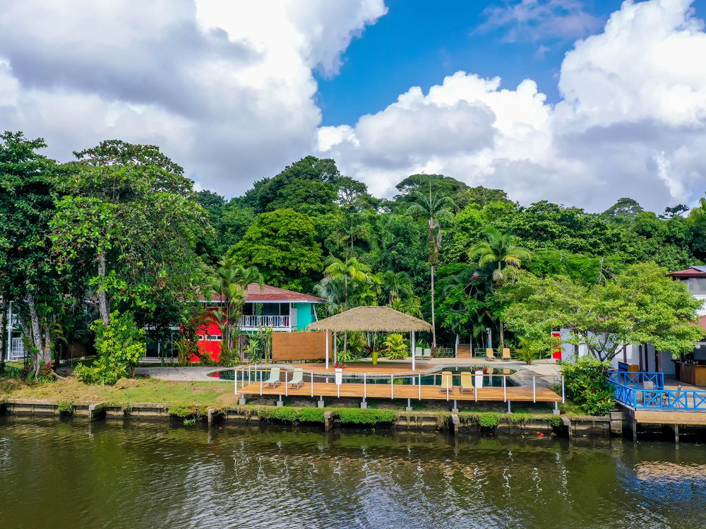 BEST Family Resorts in Costa Rica Tortuga Lodge