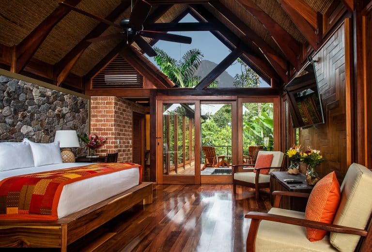 Best Arenal Volcano Hotels & Resorts - Costa Rica Experts