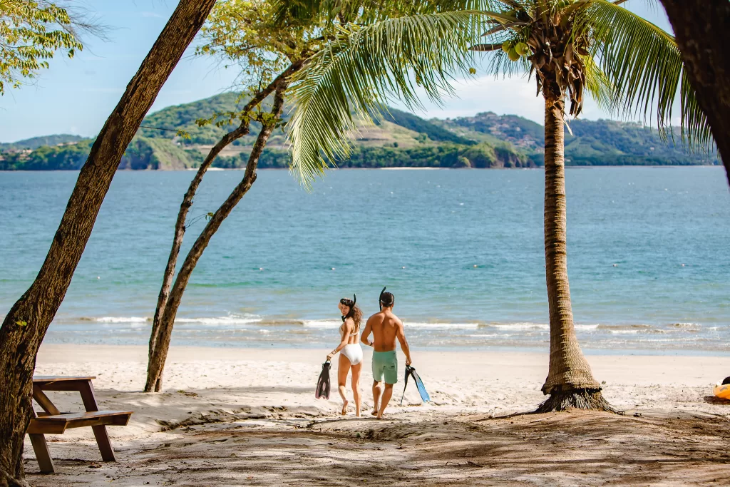 Bahia Culebra snorkeling from Four Seasons