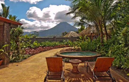 Top Honeymoon Destinations Worldwide & Their Costa Rica Equivalents