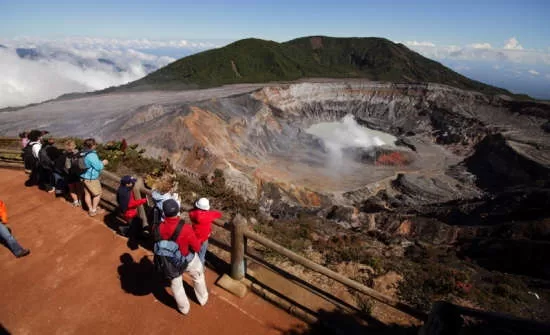 Poas Volcano Tour