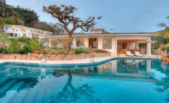 The Retreat Solo Travel