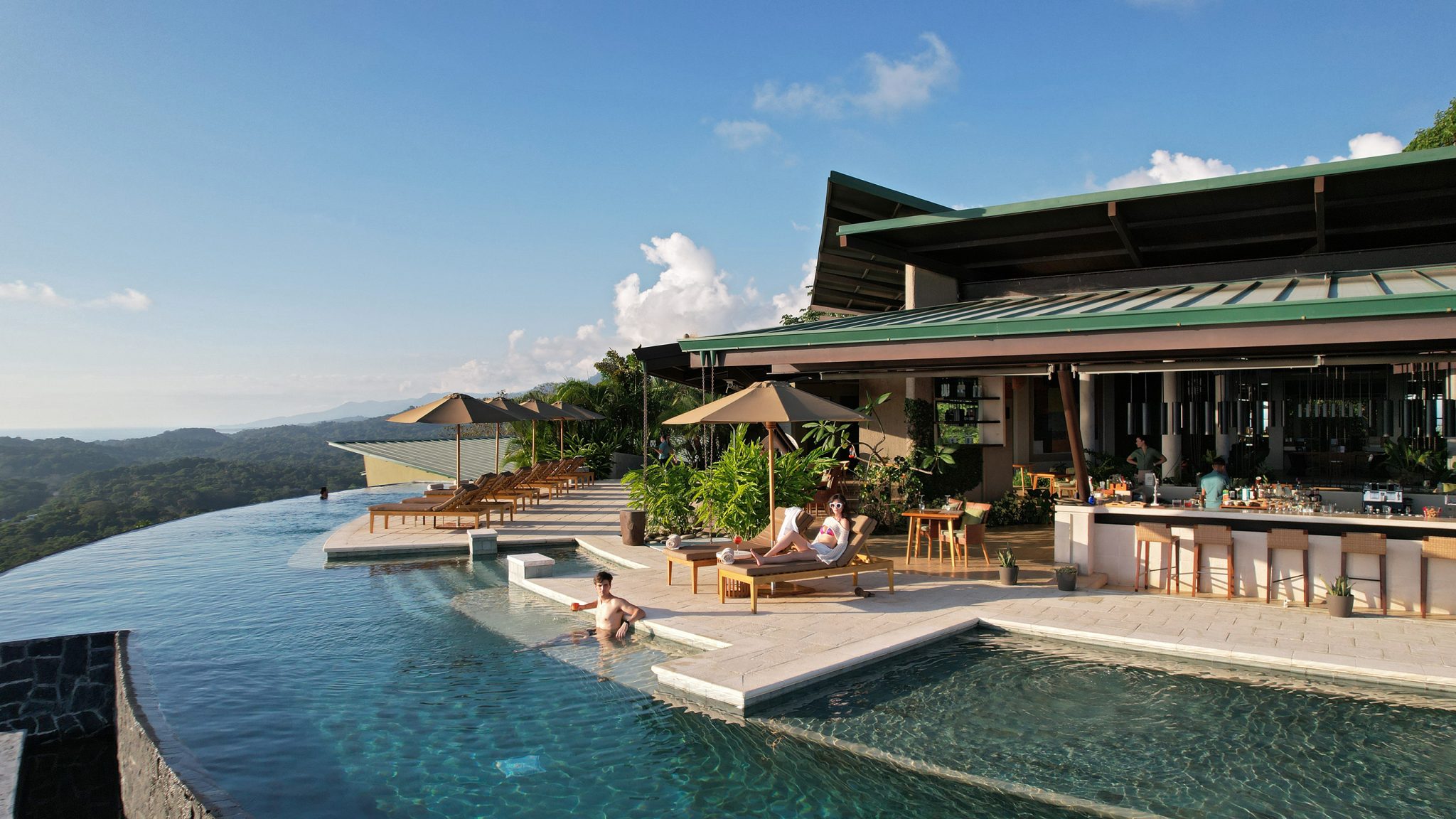When to Book Costa Rica Vacation